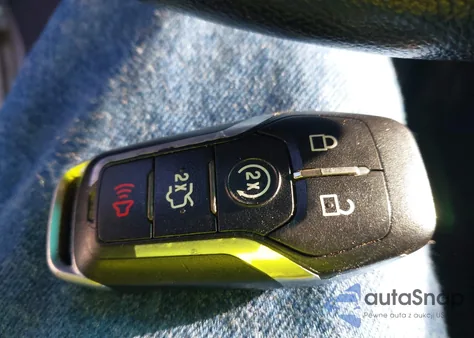 2017 Ford Explorer Sport z USA, uszkodzony, nr VIN 1FM5K8GT9HGB77708